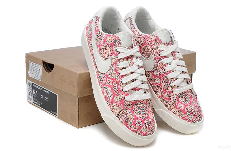 nike blazer low on sale paris pascher nike blazer vintage pas cher